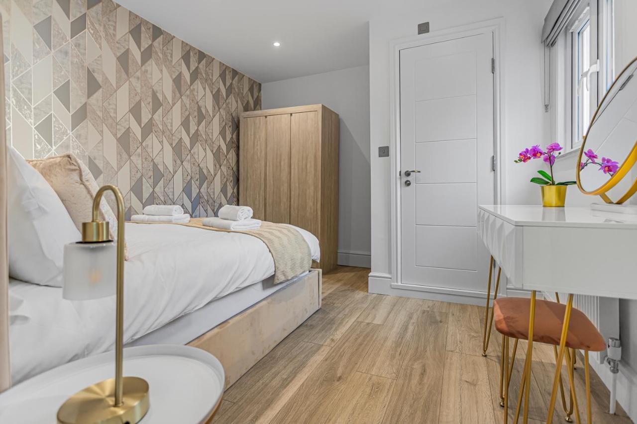 Modern 3 And 2 Bedroom Apartment In Maida Vale Londres Exterior foto